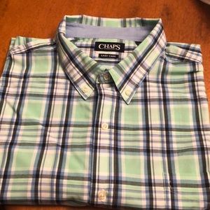 Short sleeves shirt